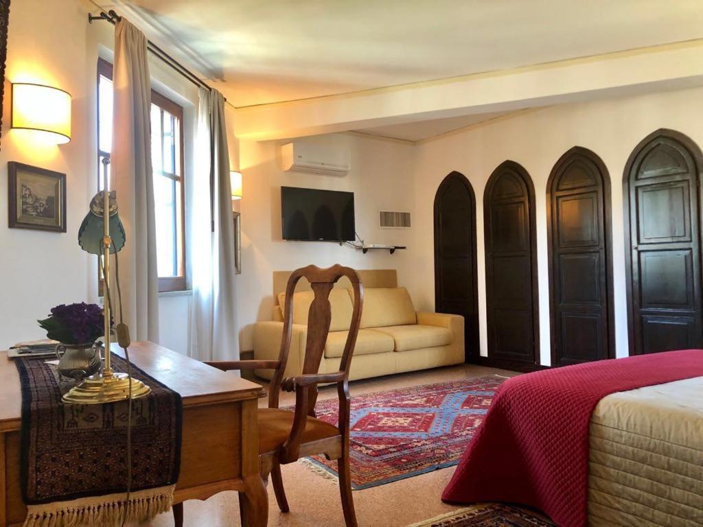 Albergo a Mondello Palermo 16 Appartamento La Torretta Mondello Palermo stanza da letto