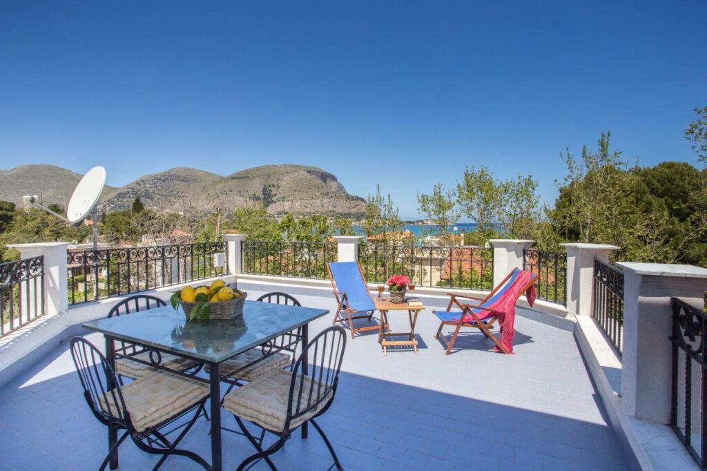 Albergo a Mondello Palermo 18 Appartamento La Torretta Mondello Palermo terrazza